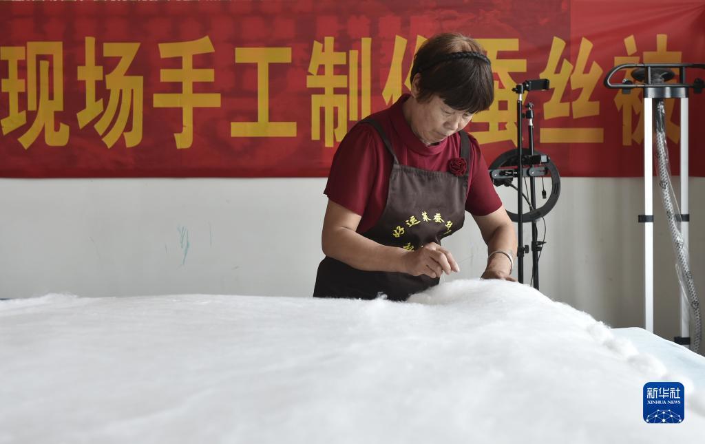 百老汇注册网址